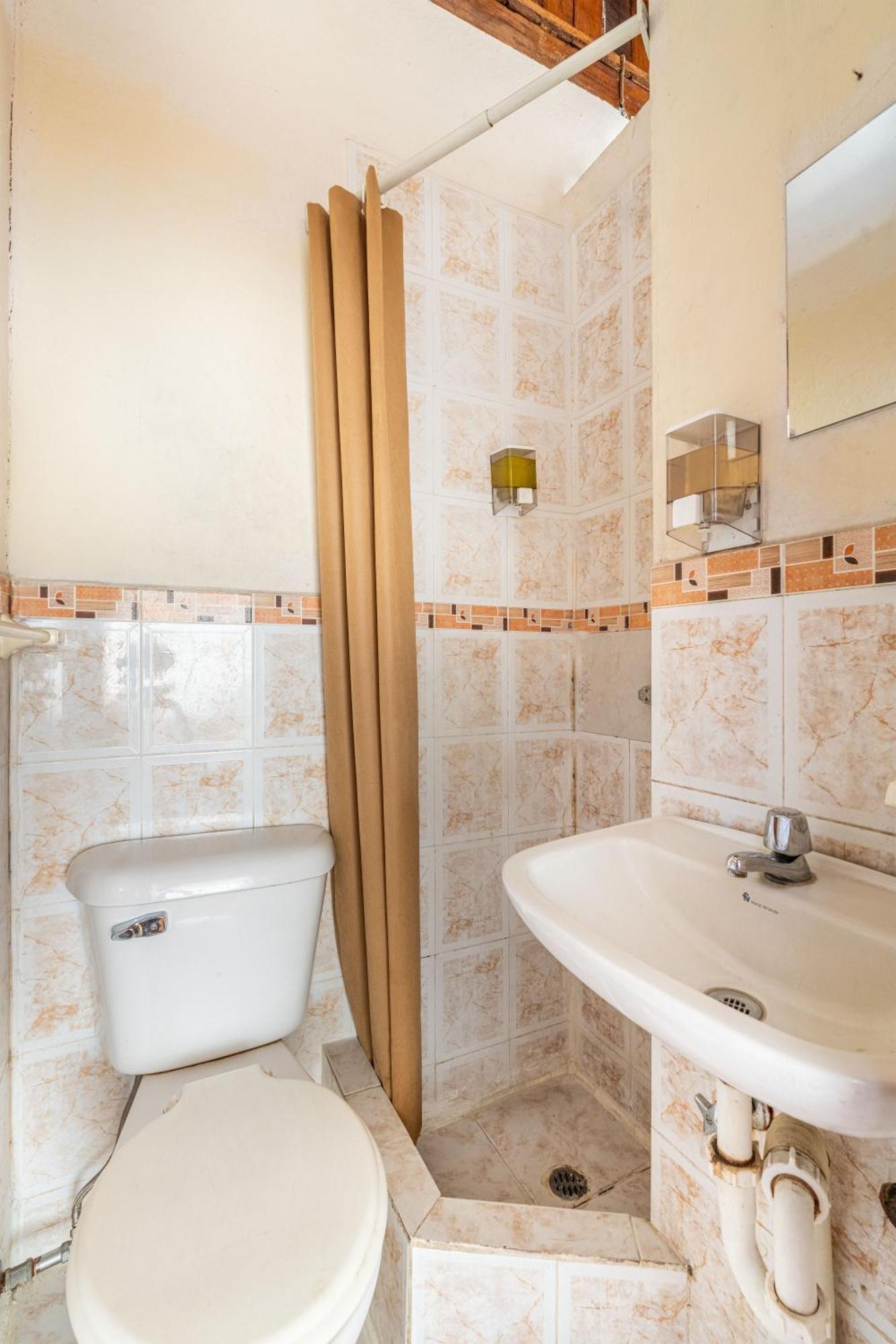 Hostal La Suite Sangolquí Eksteriør billede