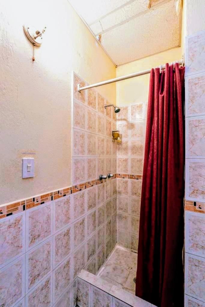 Hostal La Suite Sangolquí Eksteriør billede