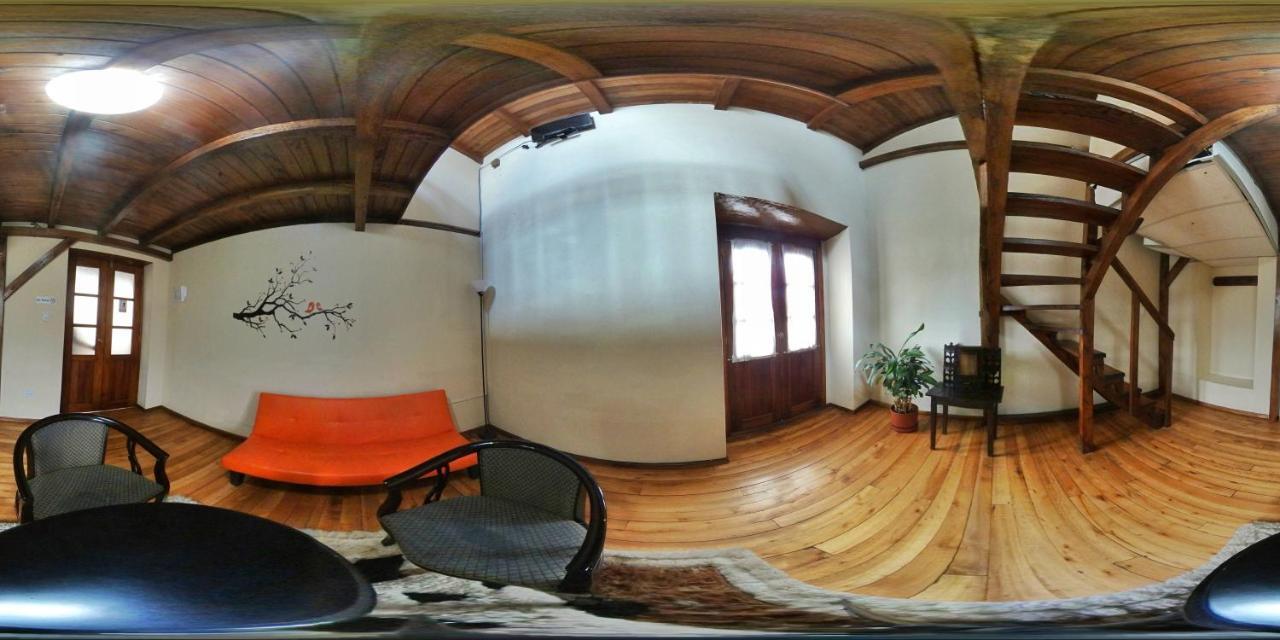 Hostal La Suite Sangolquí Eksteriør billede